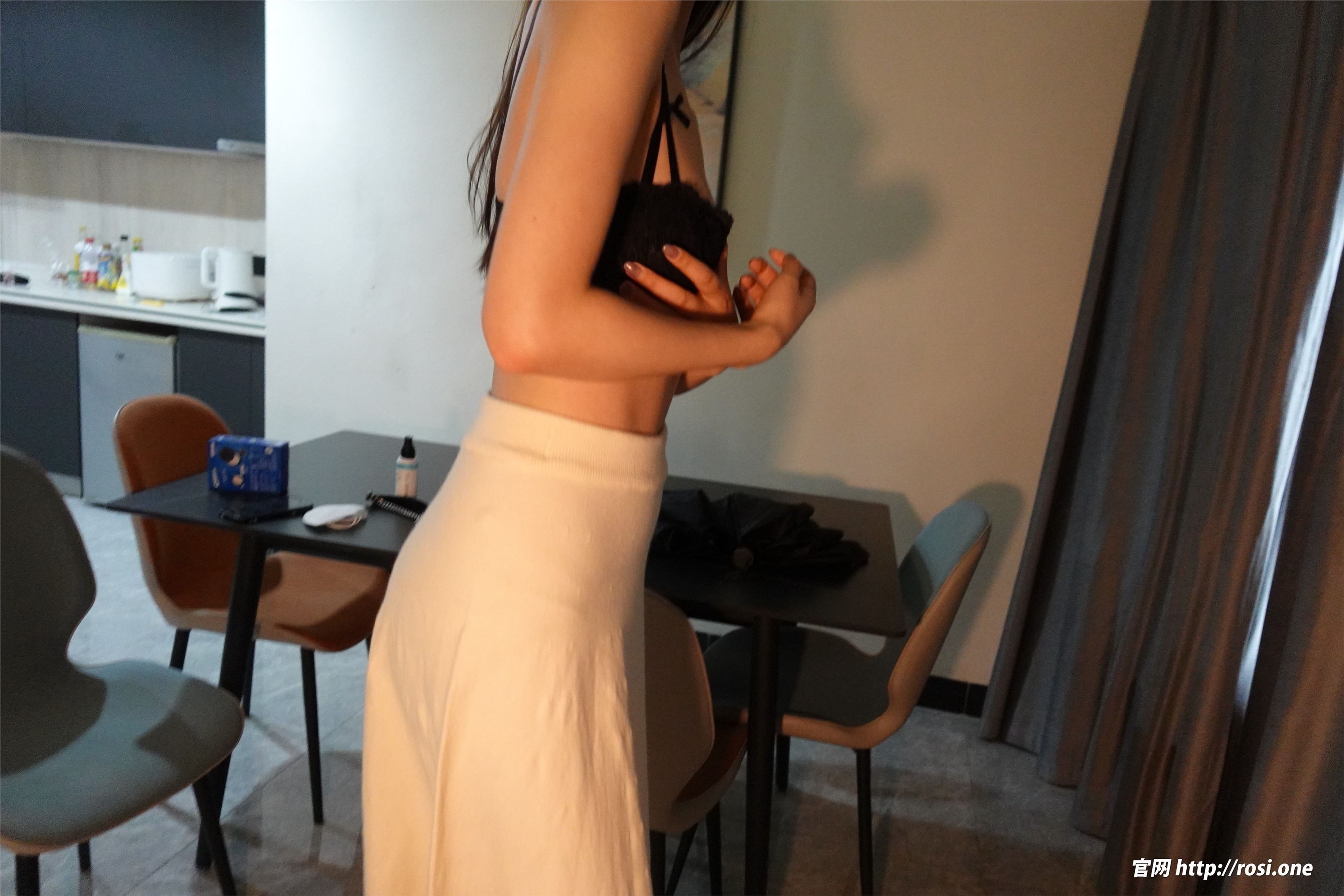 ROSI写真 2022.06.11 NO.3841